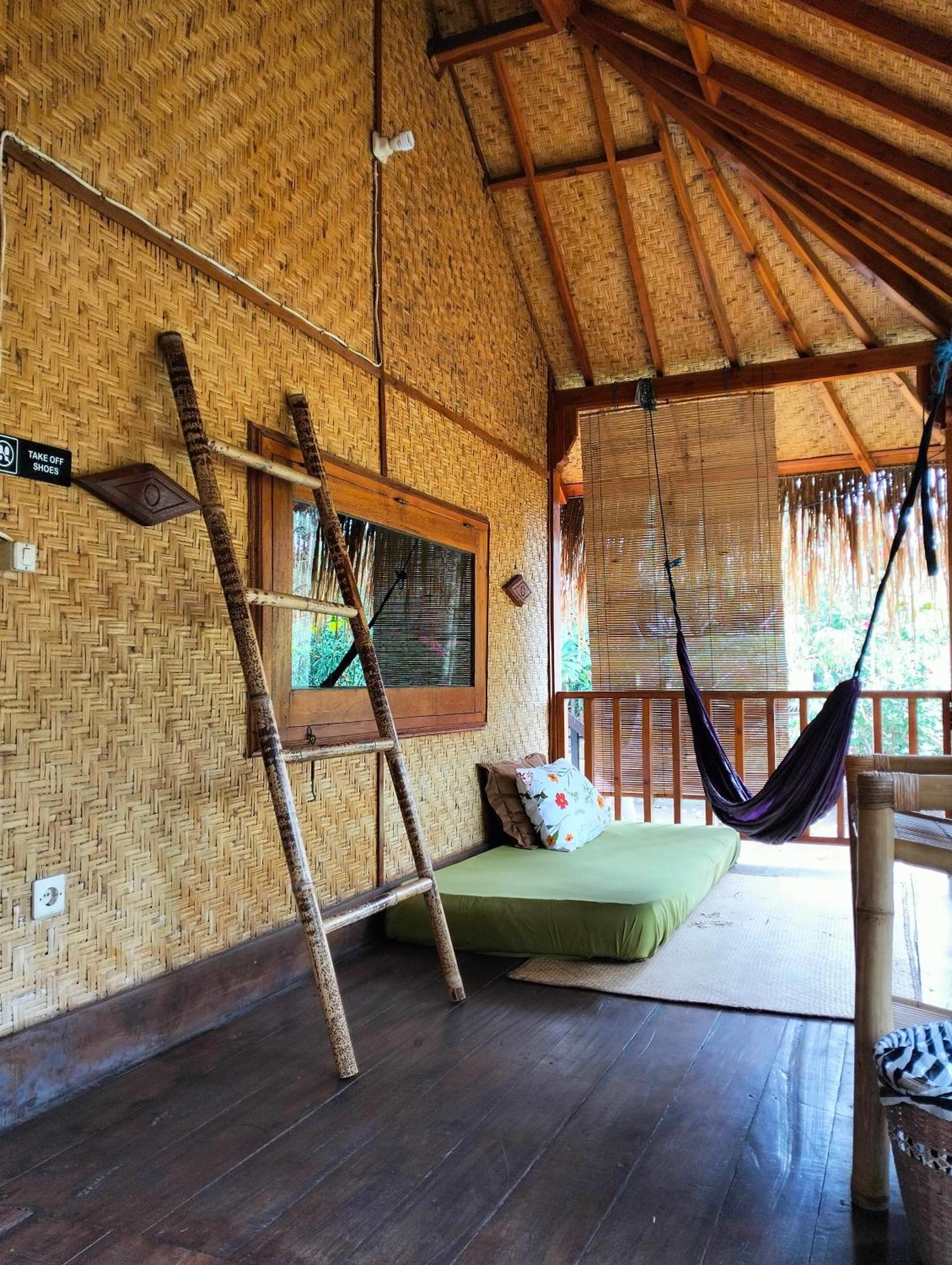 Tangga Bungalows Gili Air Bilik gambar